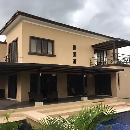Ave Del Sol Guesthouse